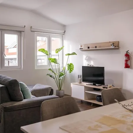 Snuggly Corner By Trip2portugal Apartment