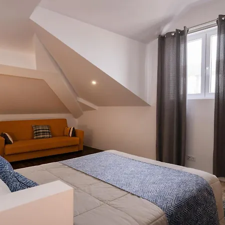 Snuggly Corner By Trip2portugal Apartment