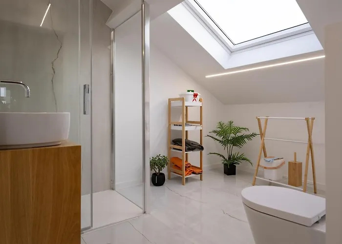 Snuggly Corner By Trip2portugal