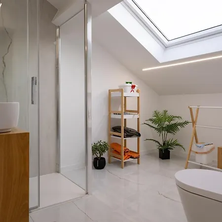 Snuggly Corner By Trip2portugal